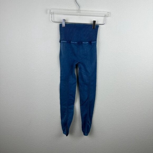 Free People Movement High-Rise 7/8 Length Good Karma Leggings in Blue Spruce - Picture 11 of 11